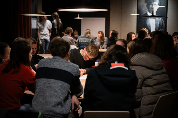 En KUlturell Aften // Quiz med live musikk
